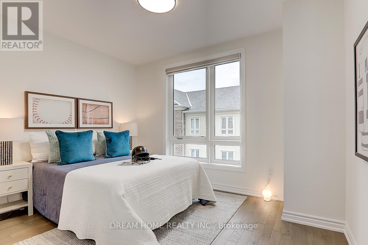 15 Chicago Lane, Markham, Ontario  L6E 2B9 - Photo 34 - N12390217