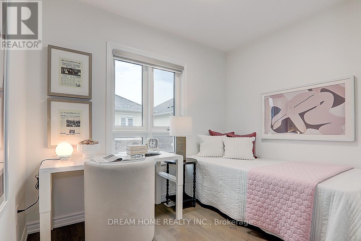 15 Chicago Lane, Markham, Ontario  L6E 2B9 - Photo 39 - N12390217