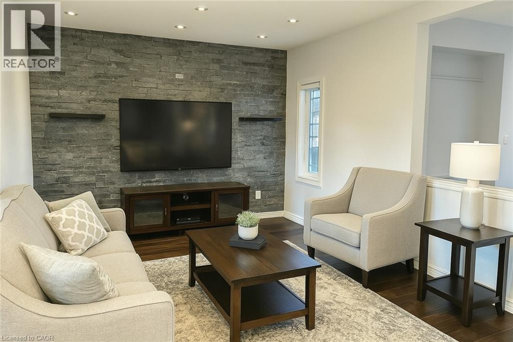 212 Greenwater Place, Kitchener, Ontario  N2R 0H2 - Photo 2 - 40767664
