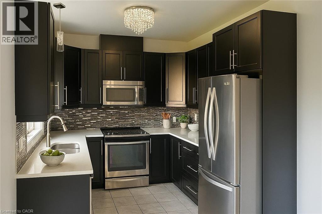 212 Greenwater Place, Kitchener, Ontario  N2R 0H2 - Photo 4 - 40767664