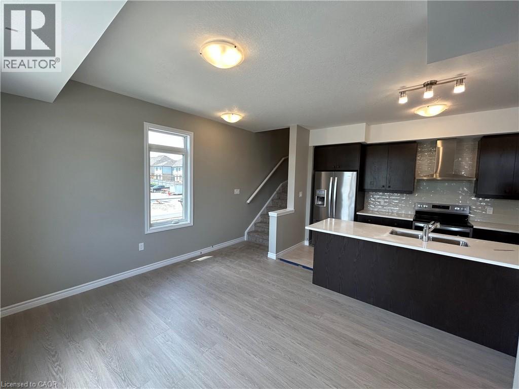 96 Oat Lane, Kitchener, Ontario  N2R 0S8 - Photo 4 - 40767623