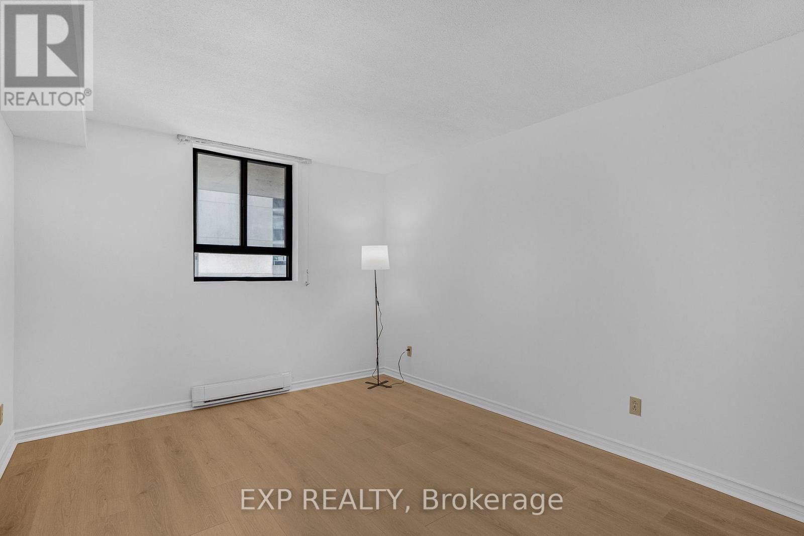 204 - 475 Laurier Avenue W, Ottawa, Ontario  K1R 7X1 - Photo 12 - X12390250