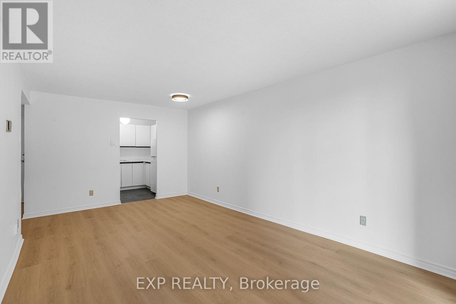 204 - 475 Laurier Avenue W, Ottawa, Ontario  K1R 7X1 - Photo 18 - X12390250