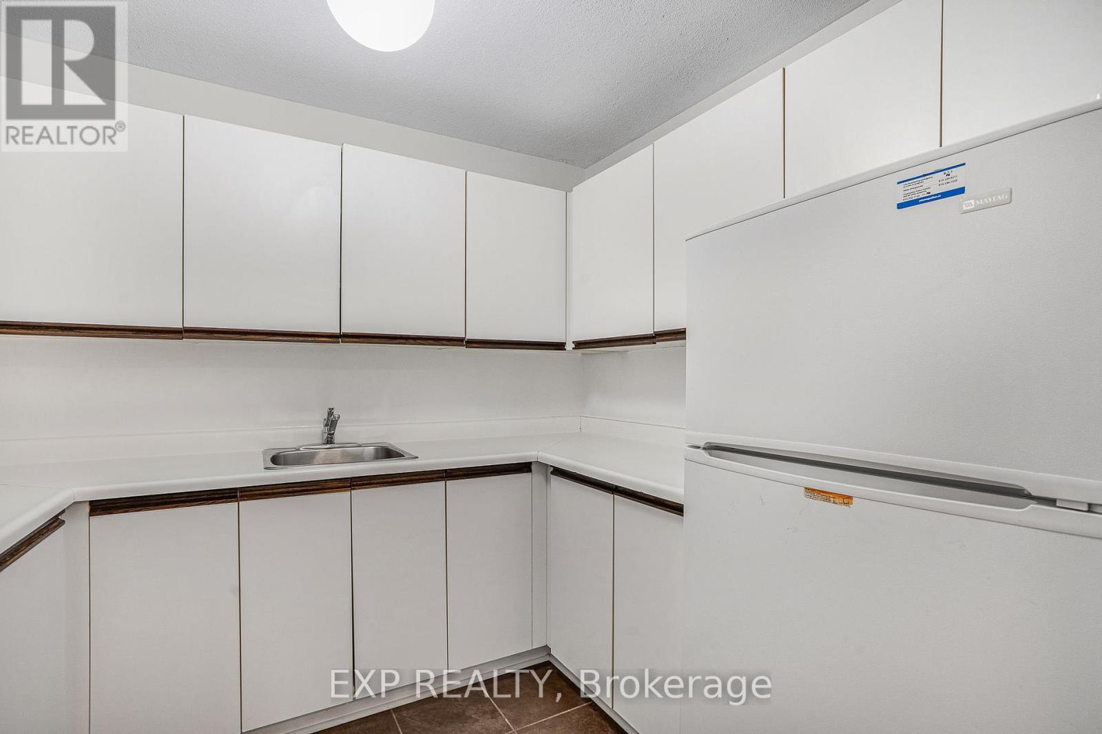 204 - 475 Laurier Avenue W, Ottawa, Ontario  K1R 7X1 - Photo 22 - X12390250