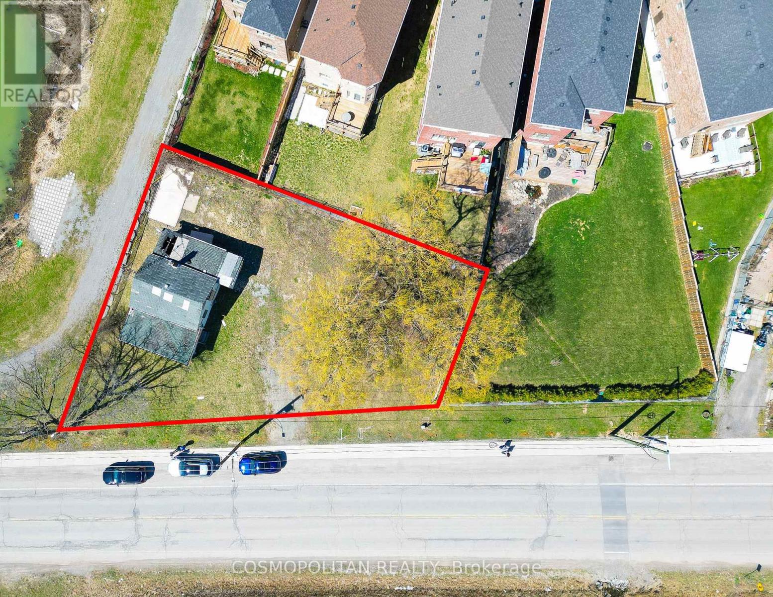 1518 Beaverdams Road, Thorold, Ontario  L2V 4A4 - Photo 4 - X12390267
