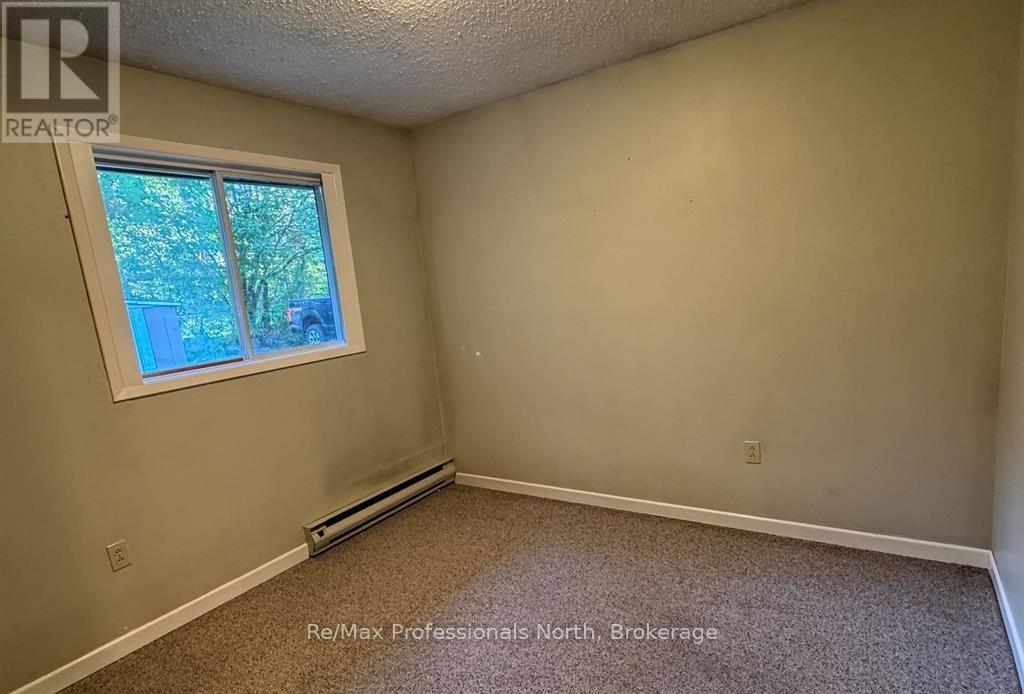 125 Taylor Road, Bracebridge, Ontario  P1L 1J5 - Photo 14 - X12390245