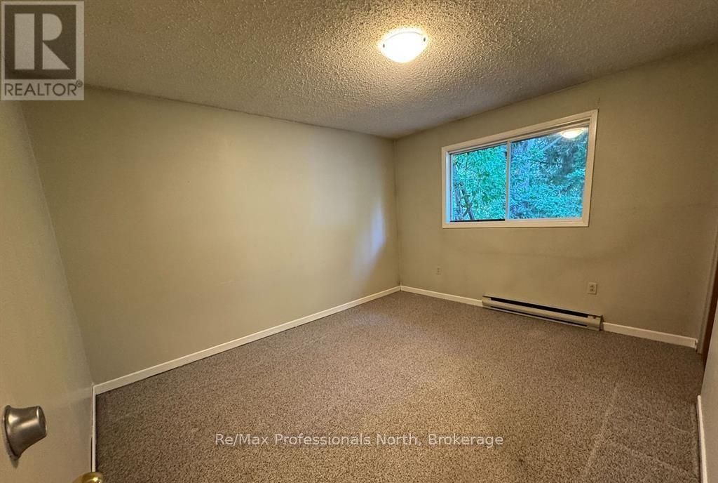 125 Taylor Road, Bracebridge, Ontario  P1L 1J5 - Photo 15 - X12390245
