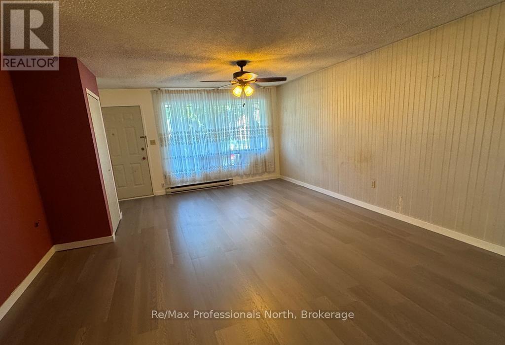 125 Taylor Road, Bracebridge, Ontario  P1L 1J5 - Photo 4 - X12390245