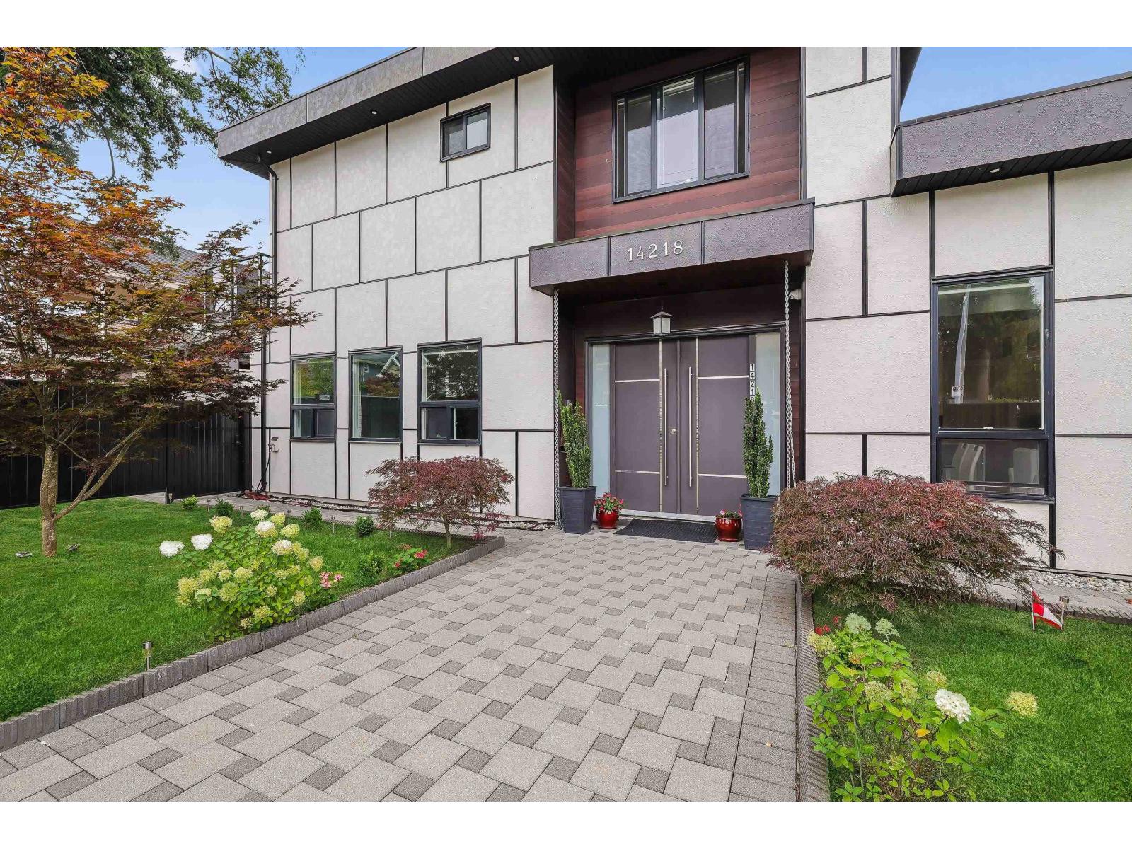 Property at 14218 69A AVENUE image 3