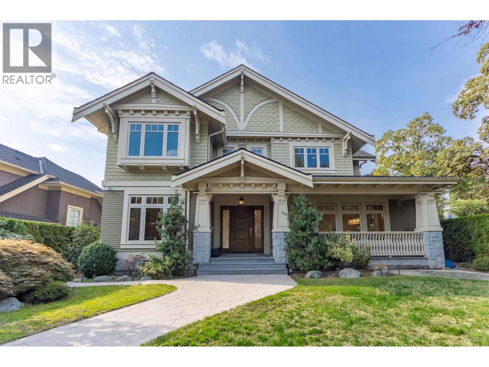 Property at 1192 W 39TH AVENUE image 1