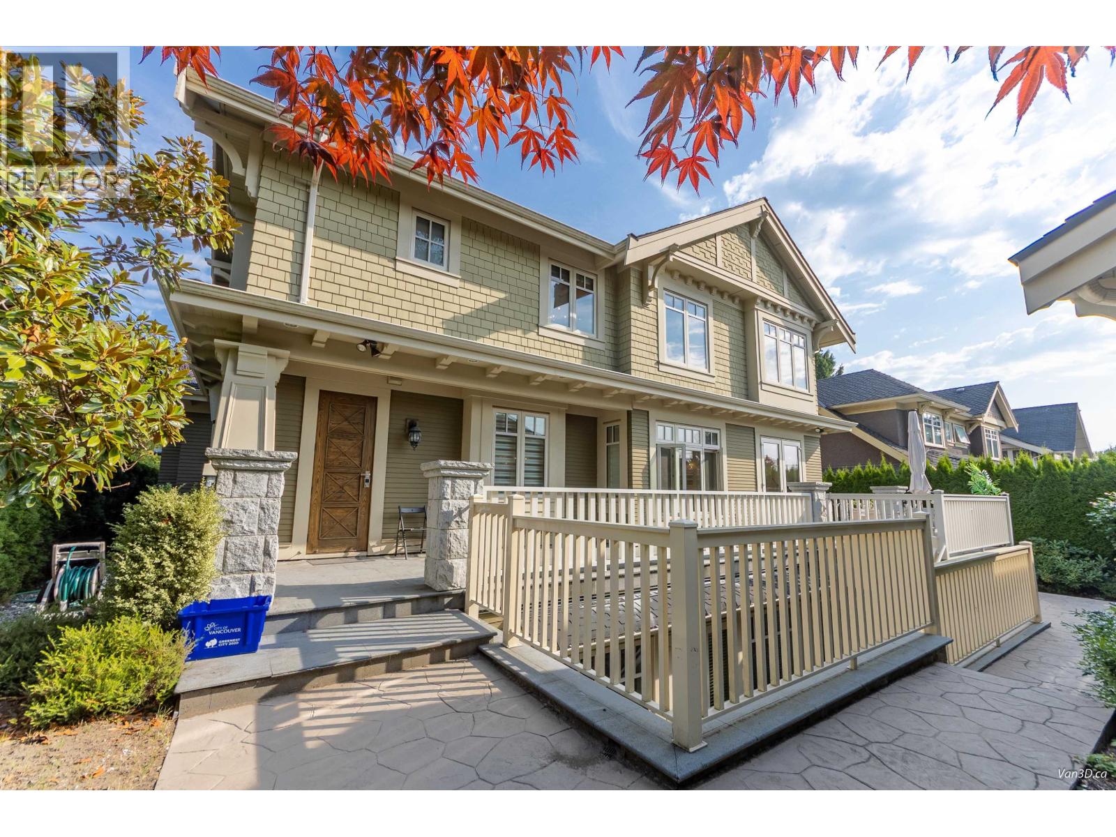 Property at 1192 W 39TH AVENUE image 2