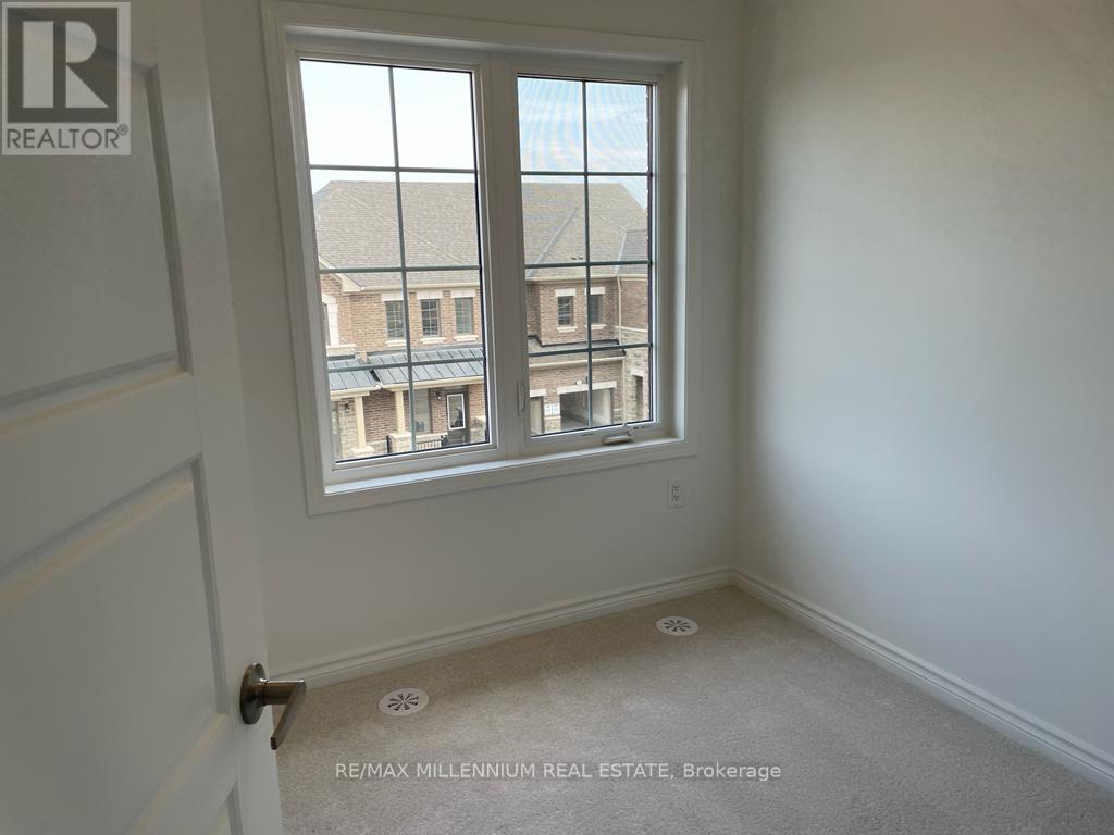 77 Keppel Circle, Brampton, Ontario  L7A 0B6 - Photo 12 - W12390263