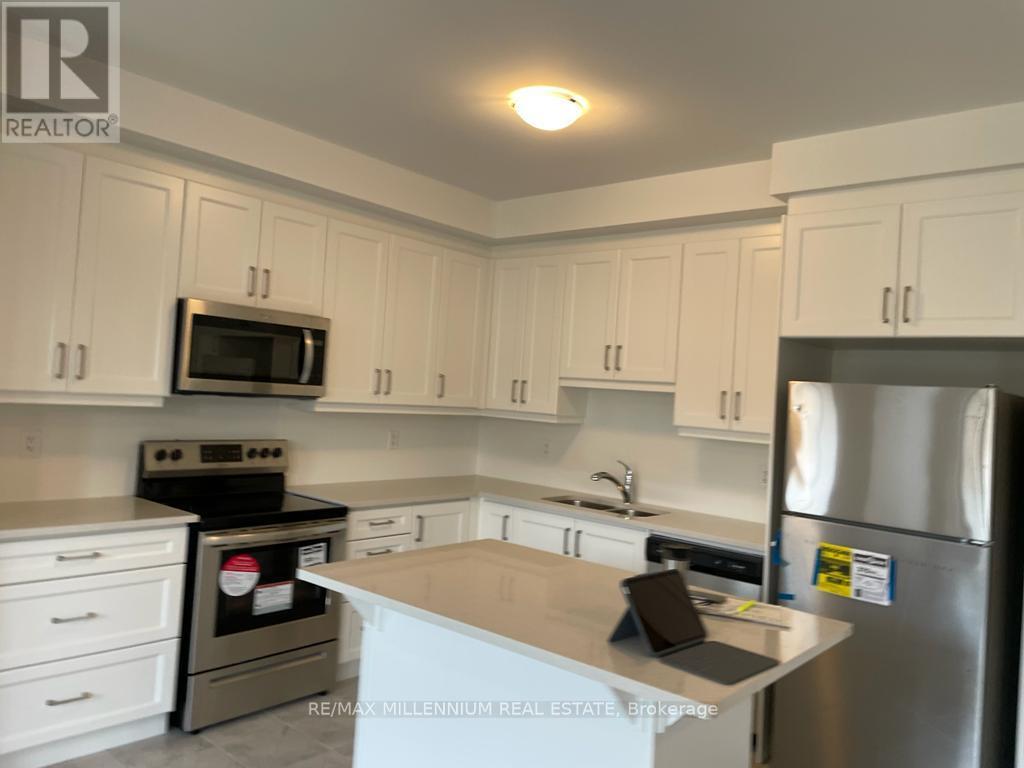 77 Keppel Circle, Brampton, Ontario  L7A 0B6 - Photo 21 - W12390263