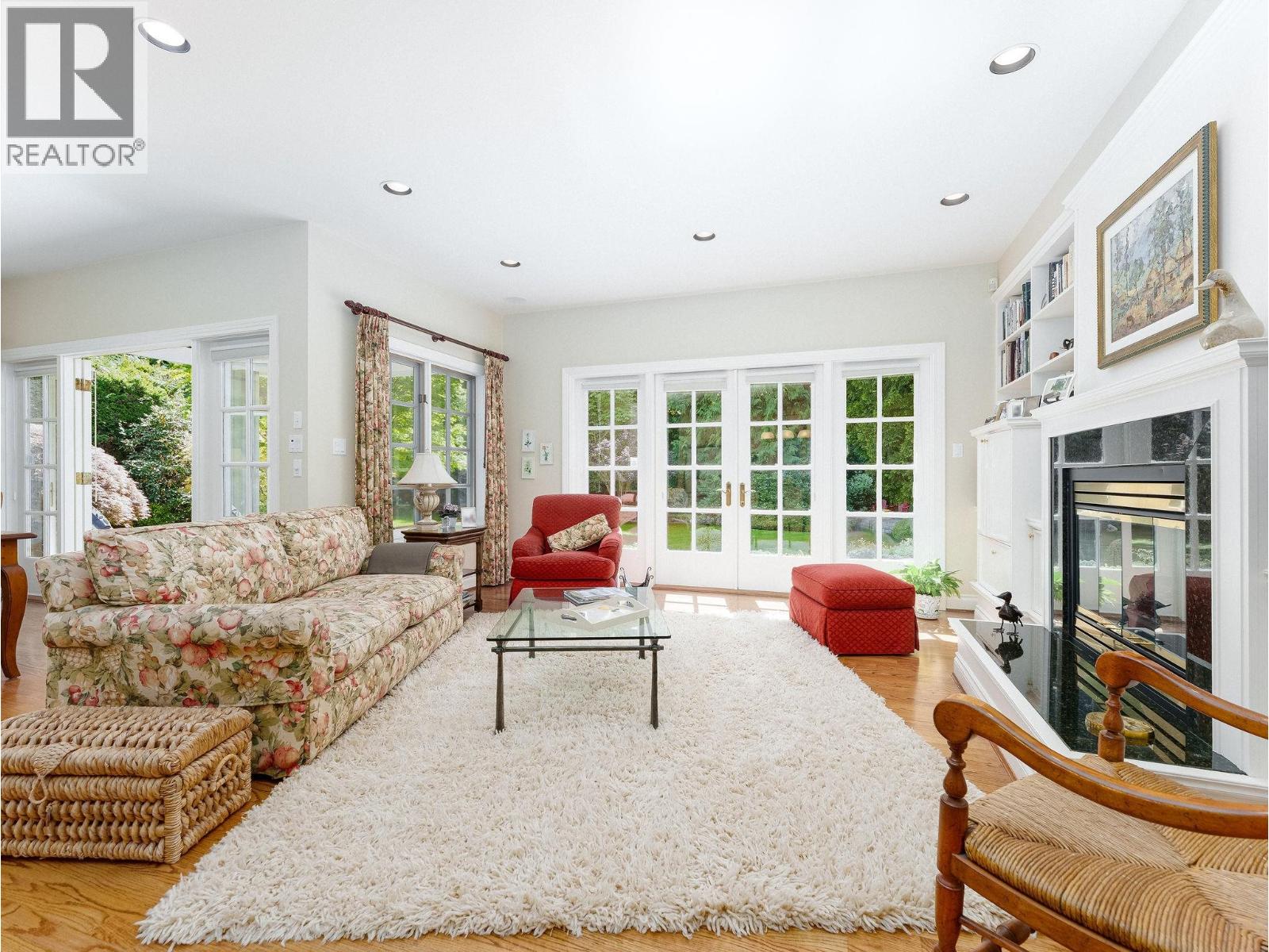6065 Buckingham Avenue, Burnaby, British Columbia  V5E 2A5 - Photo 10 - R3045086