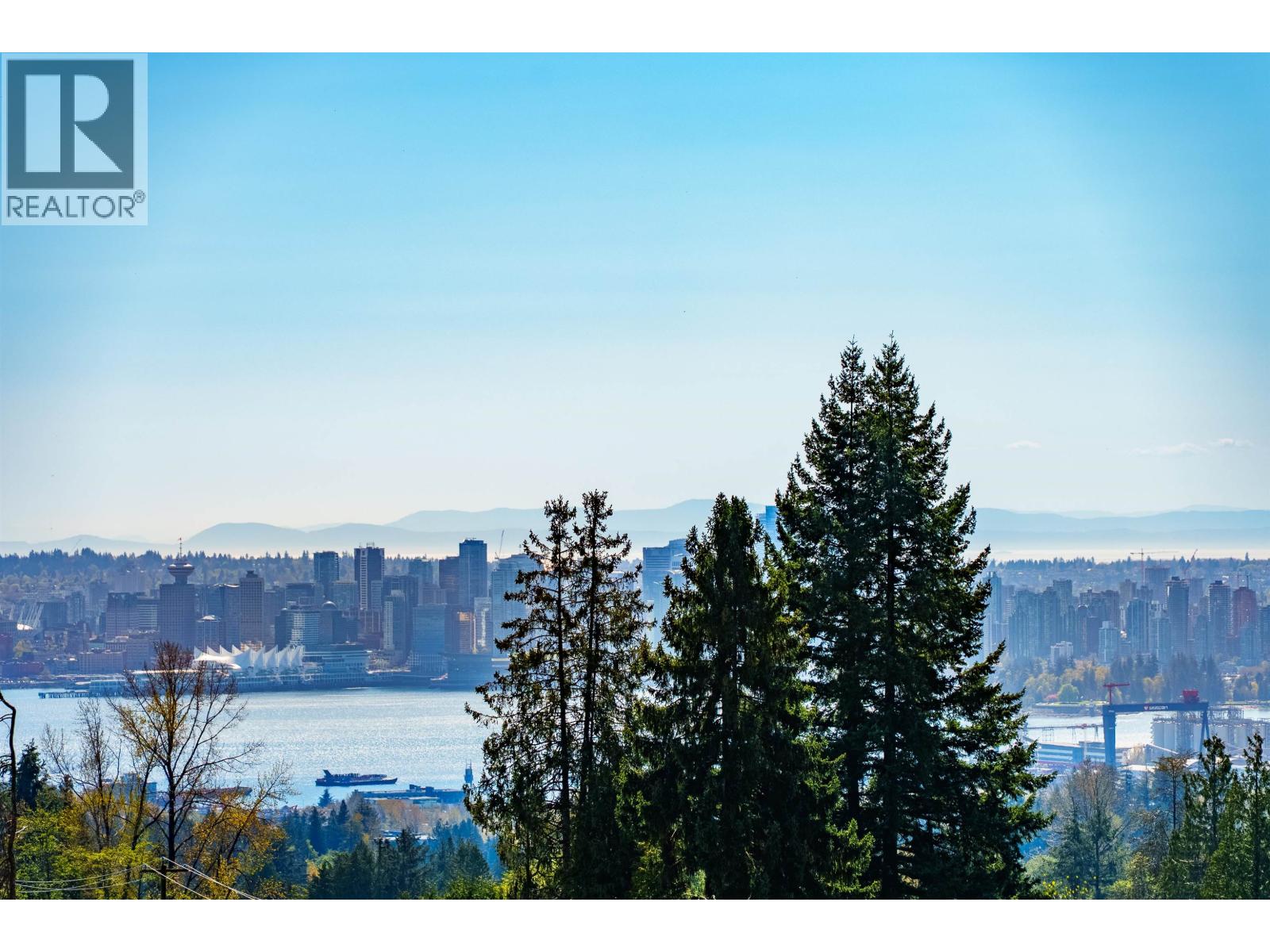 4066 Norwood Avenue, North Vancouver, British Columbia  V7N 3R3 - Photo 13 - R3044849