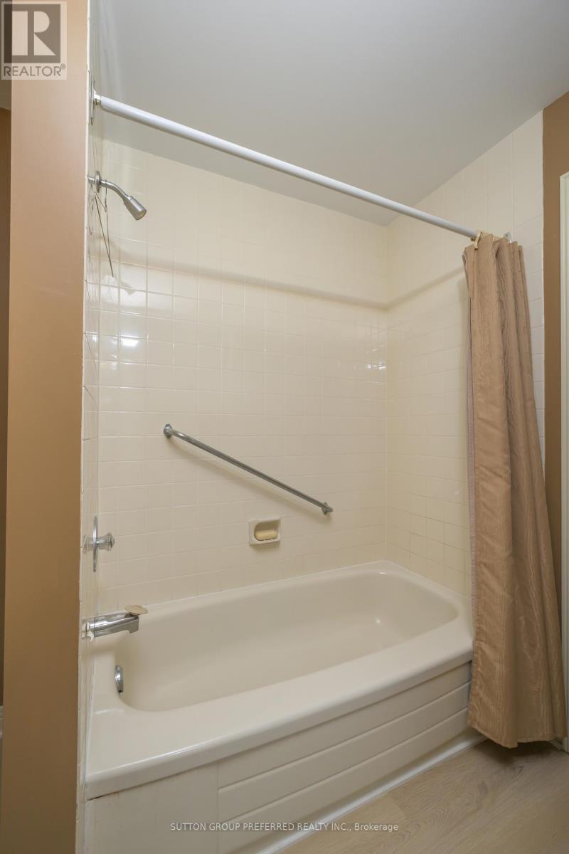 51 - 50 Fiddlers Green Road, London North, Ontario  N6H 4T4 - Photo 33 - X12390290