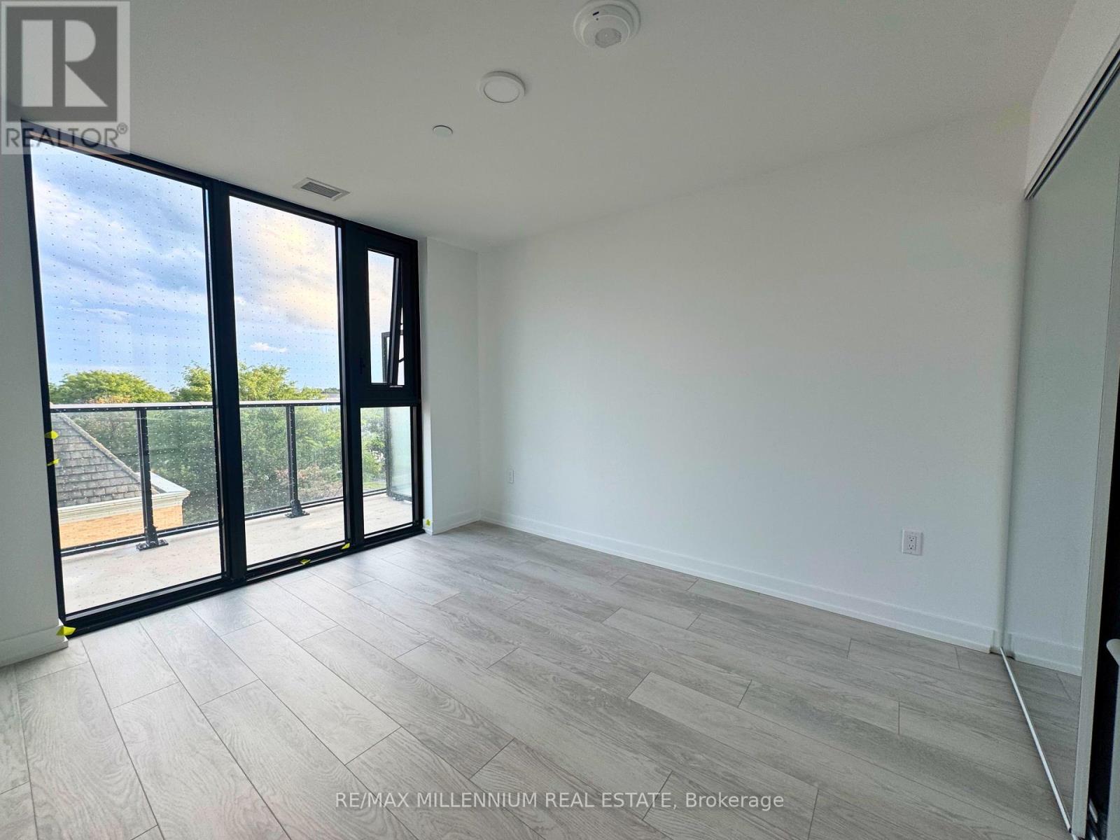 419 - 801 The Queensway, Toronto, Ontario  M8Z 6A8 - Photo 9 - W12385395