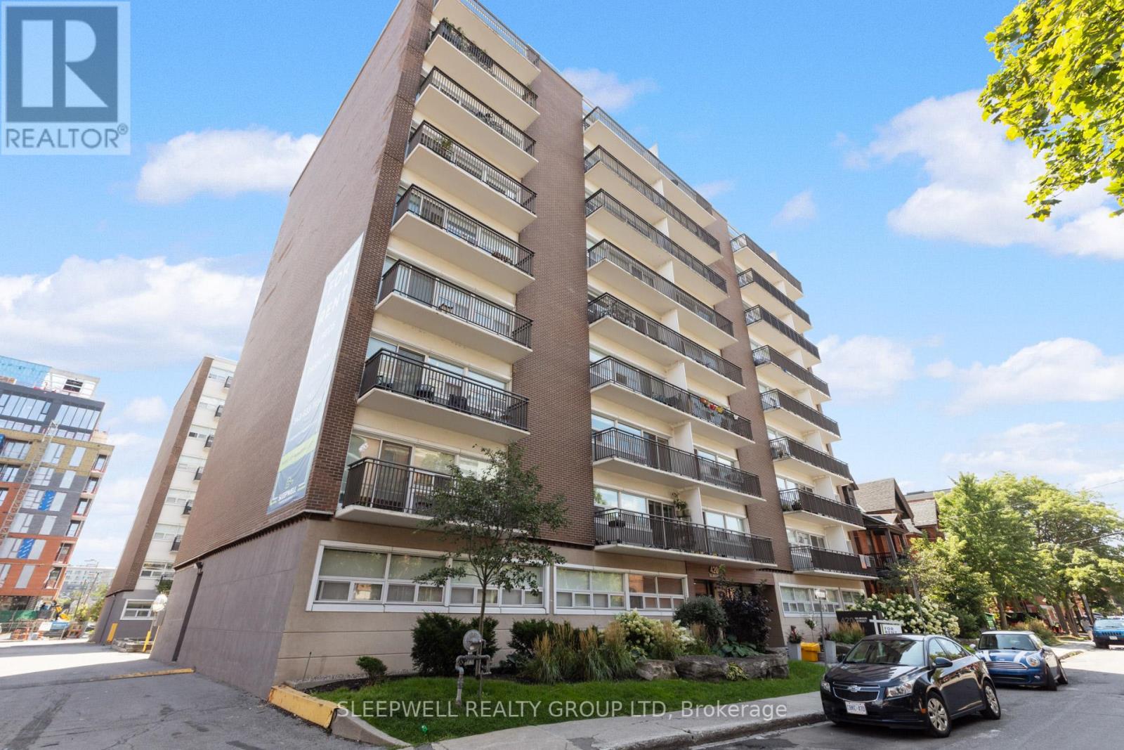 102 - 420 Gilmour Street, Ottawa, Ontario  K2P 0R9 - Photo 1 - X12390293
