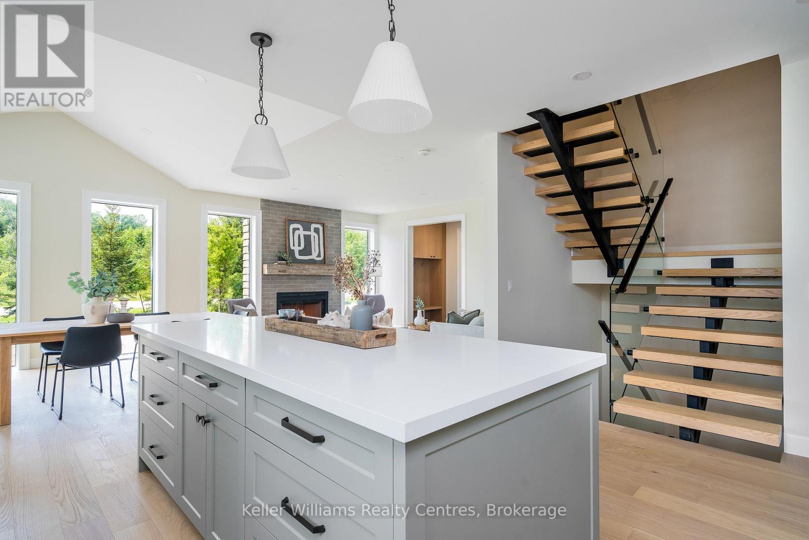 104 Butternut Court, Grey Highlands, Ontario  N0C 1H0 - Photo 16 - X12390299