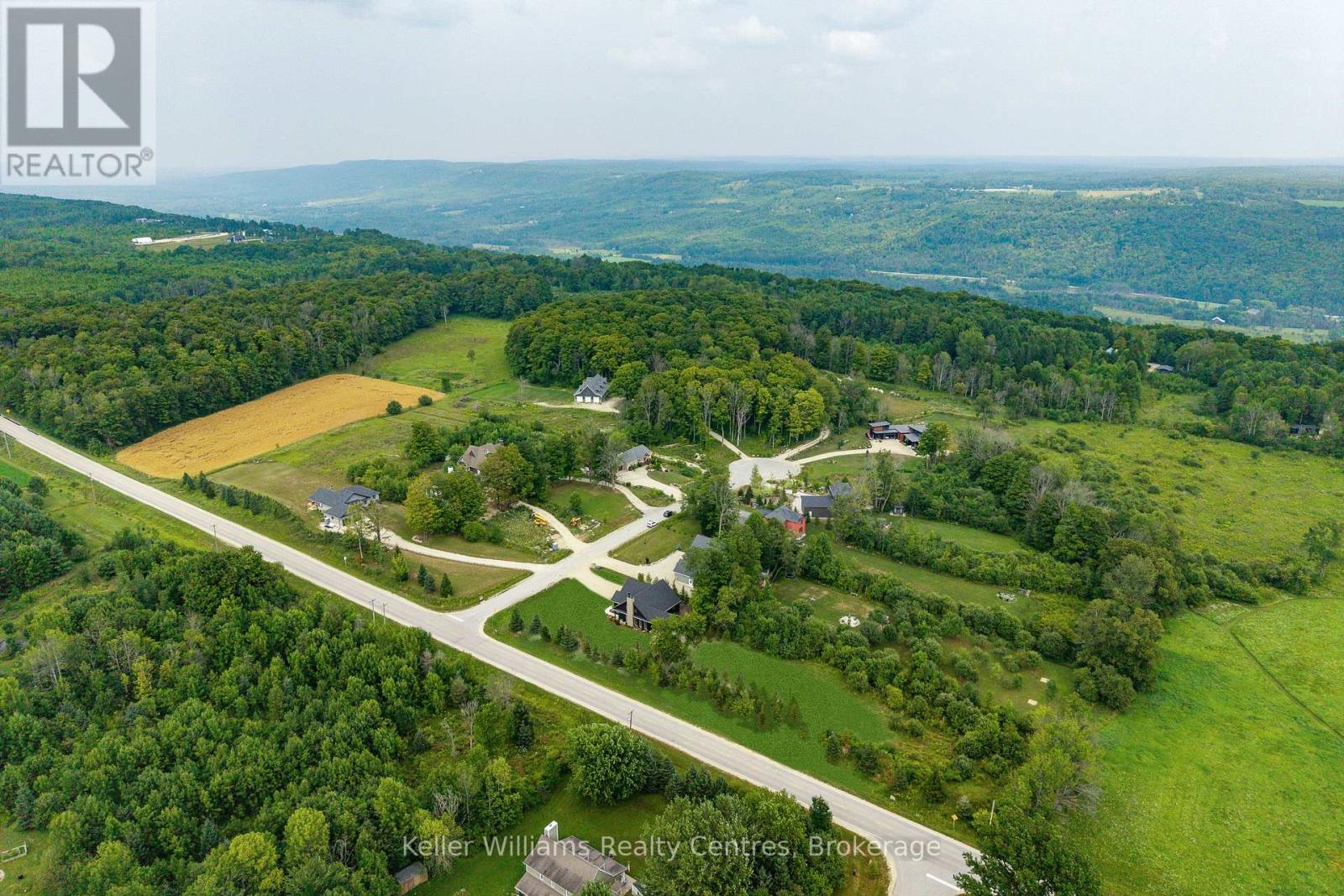 104 Butternut Court, Grey Highlands, Ontario  N0C 1H0 - Photo 49 - X12390299