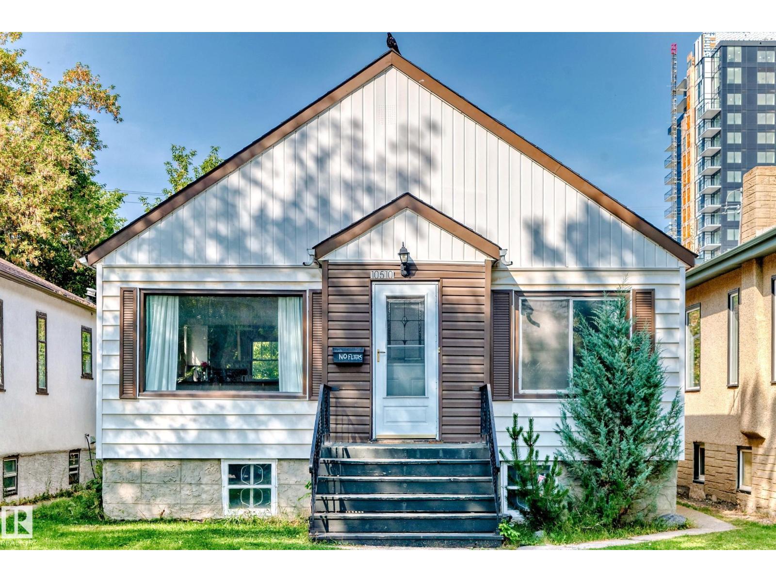 10510 79 Av Nw, Edmonton, Alberta  T6E 1R8 - Photo 2 - E4456818