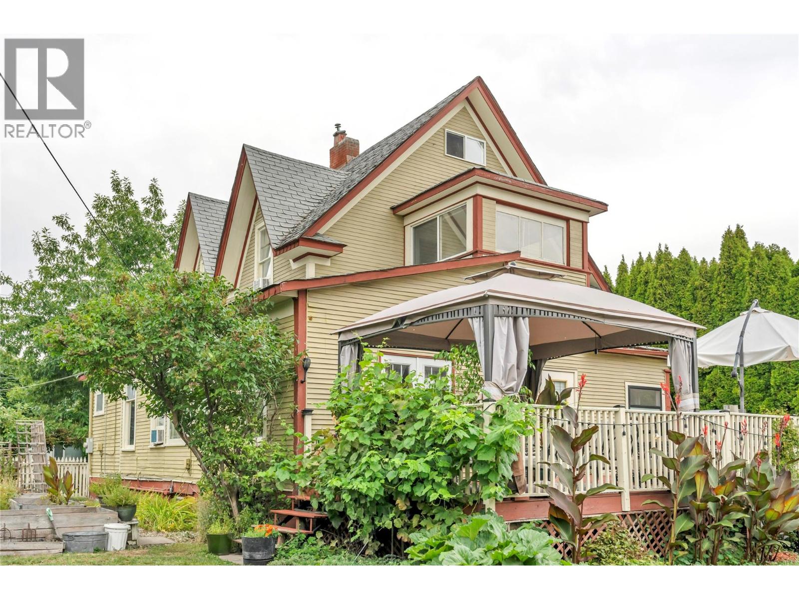 494 Young Street, Penticton, British Columbia
