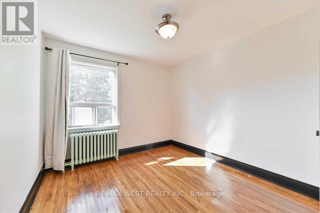 5 Dieppe Road S, Toronto, Ontario  M4J 2K8 - Photo 12 - E12390301
