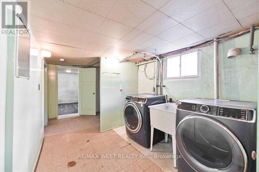 5 Dieppe Road S, Toronto, Ontario  M4J 2K8 - Photo 13 - E12390301