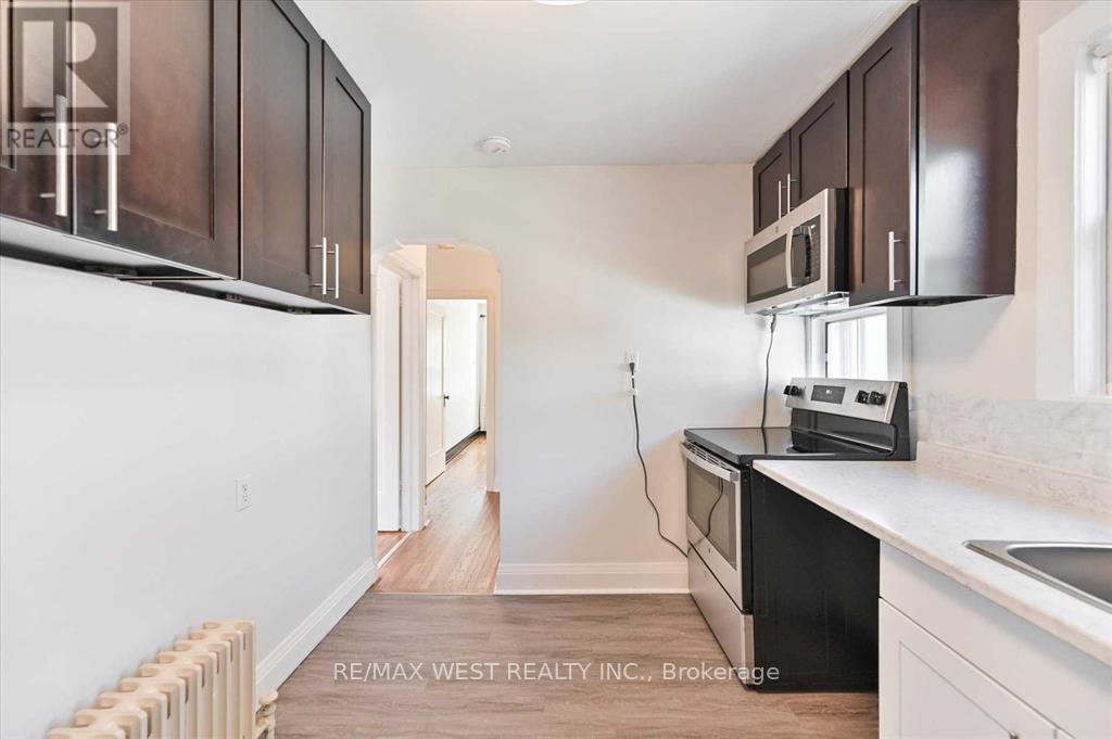 5 Dieppe Road S, Toronto, Ontario  M4J 2K8 - Photo 5 - E12390301