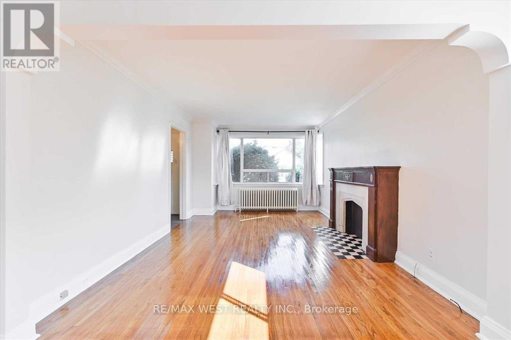 5 Dieppe Road S, Toronto, Ontario  M4J 2K8 - Photo 6 - E12390301