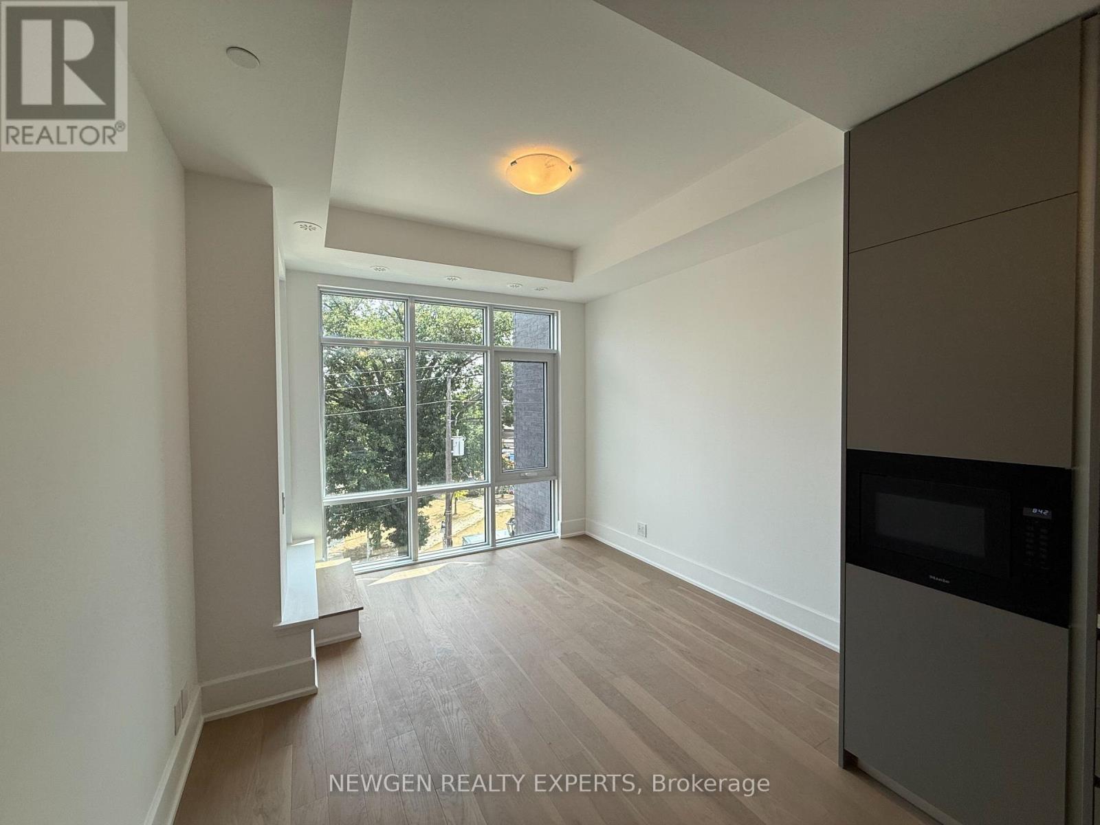 404 - 800 Broadview Avenue, Toronto, Ontario  M4K 2P7 - Photo 8 - E12390303
