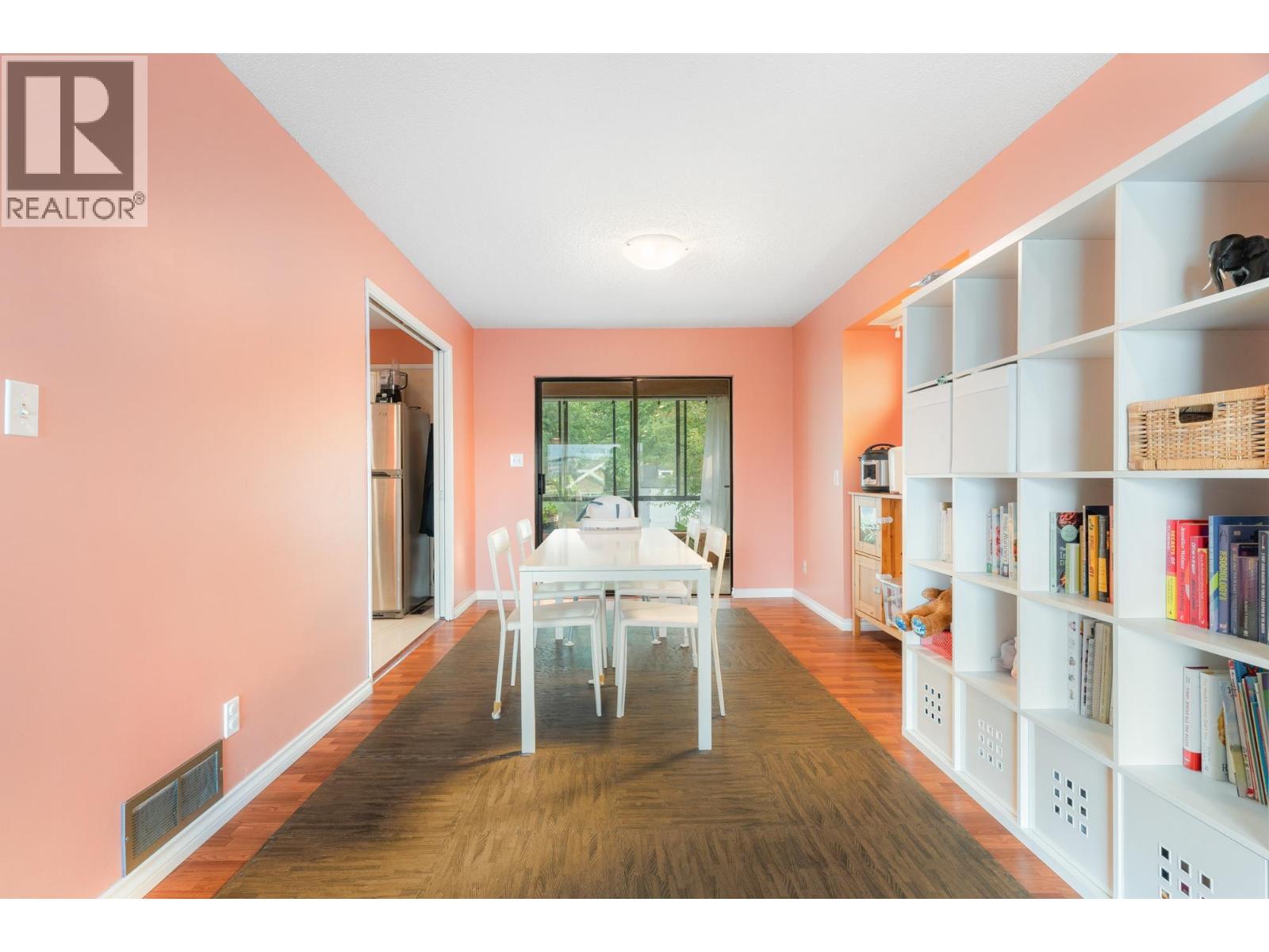 5540 Laurel Street, Burnaby, British Columbia  V5G 1N2 - Photo 14 - R3037152