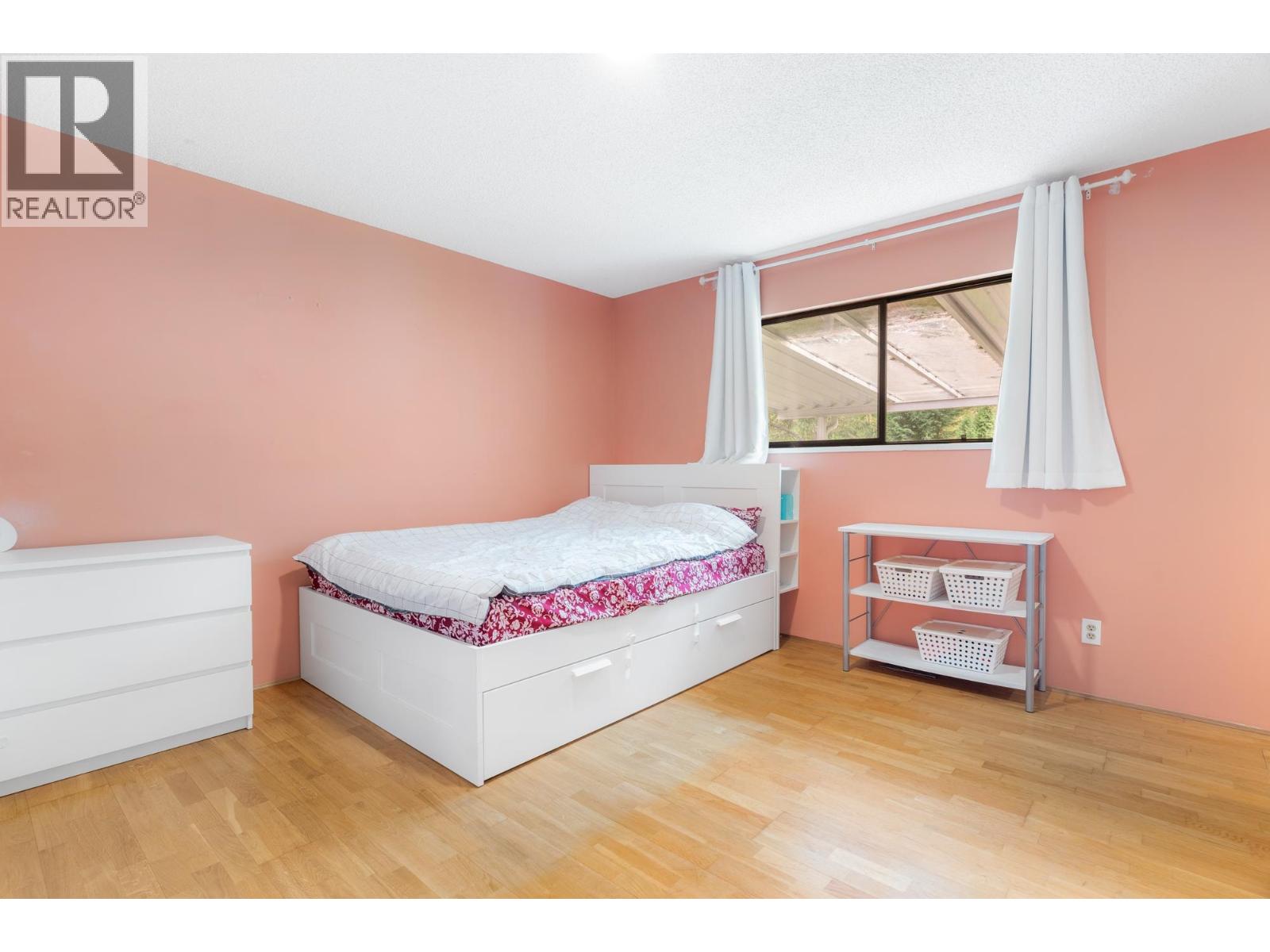 5540 Laurel Street, Burnaby, British Columbia  V5G 1N2 - Photo 24 - R3037152