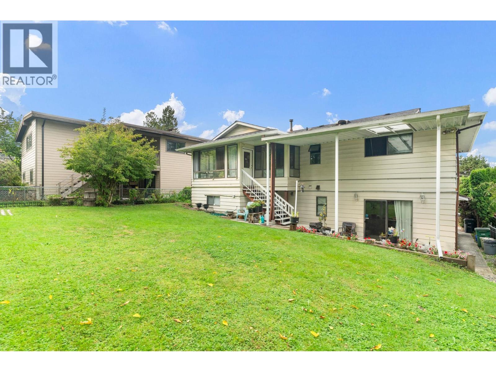 5540 Laurel Street, Burnaby, British Columbia  V5G 1N2 - Photo 31 - R3037152