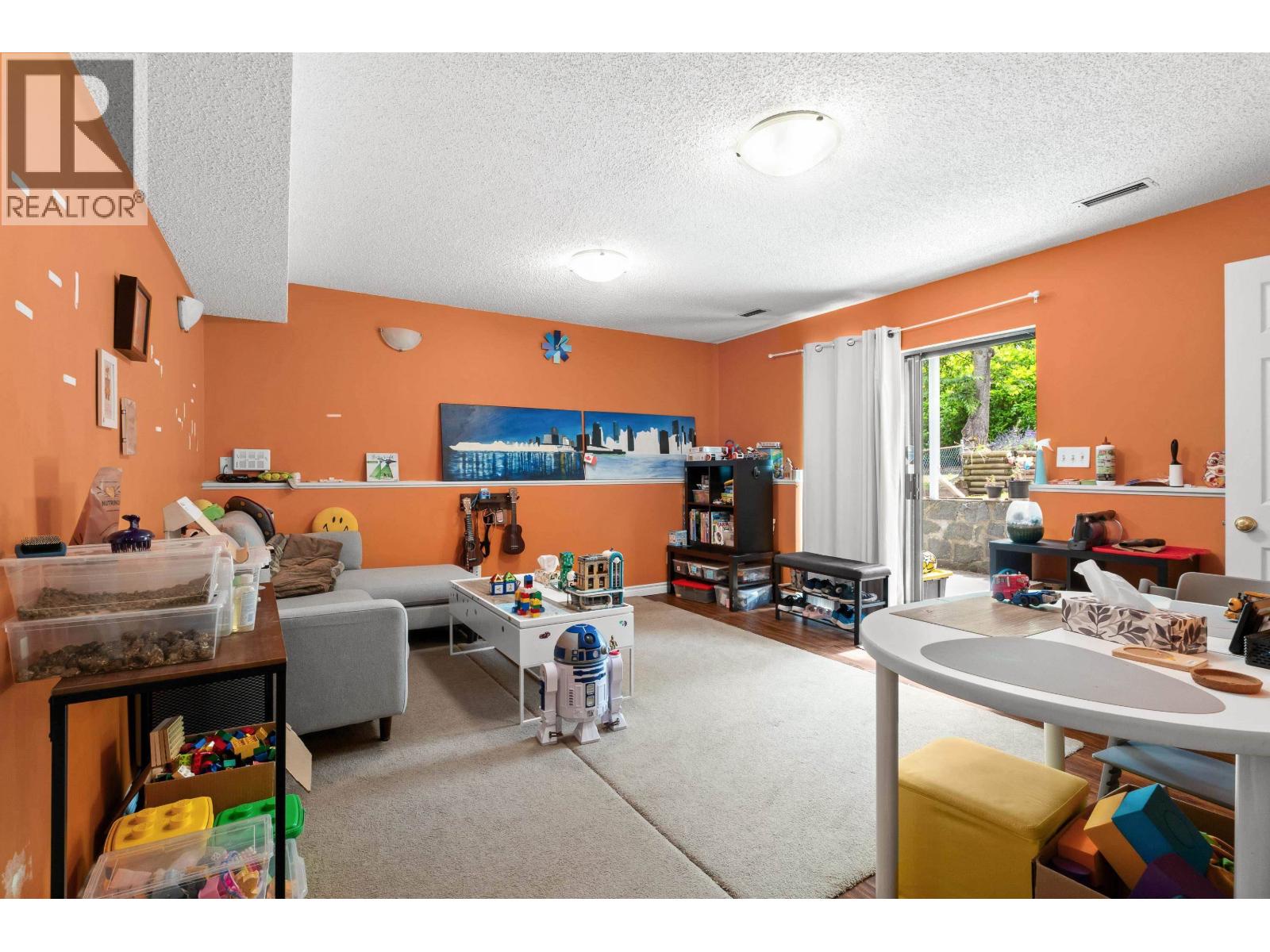 5540 Laurel Street, Burnaby, British Columbia  V5G 1N2 - Photo 30 - R3037152
