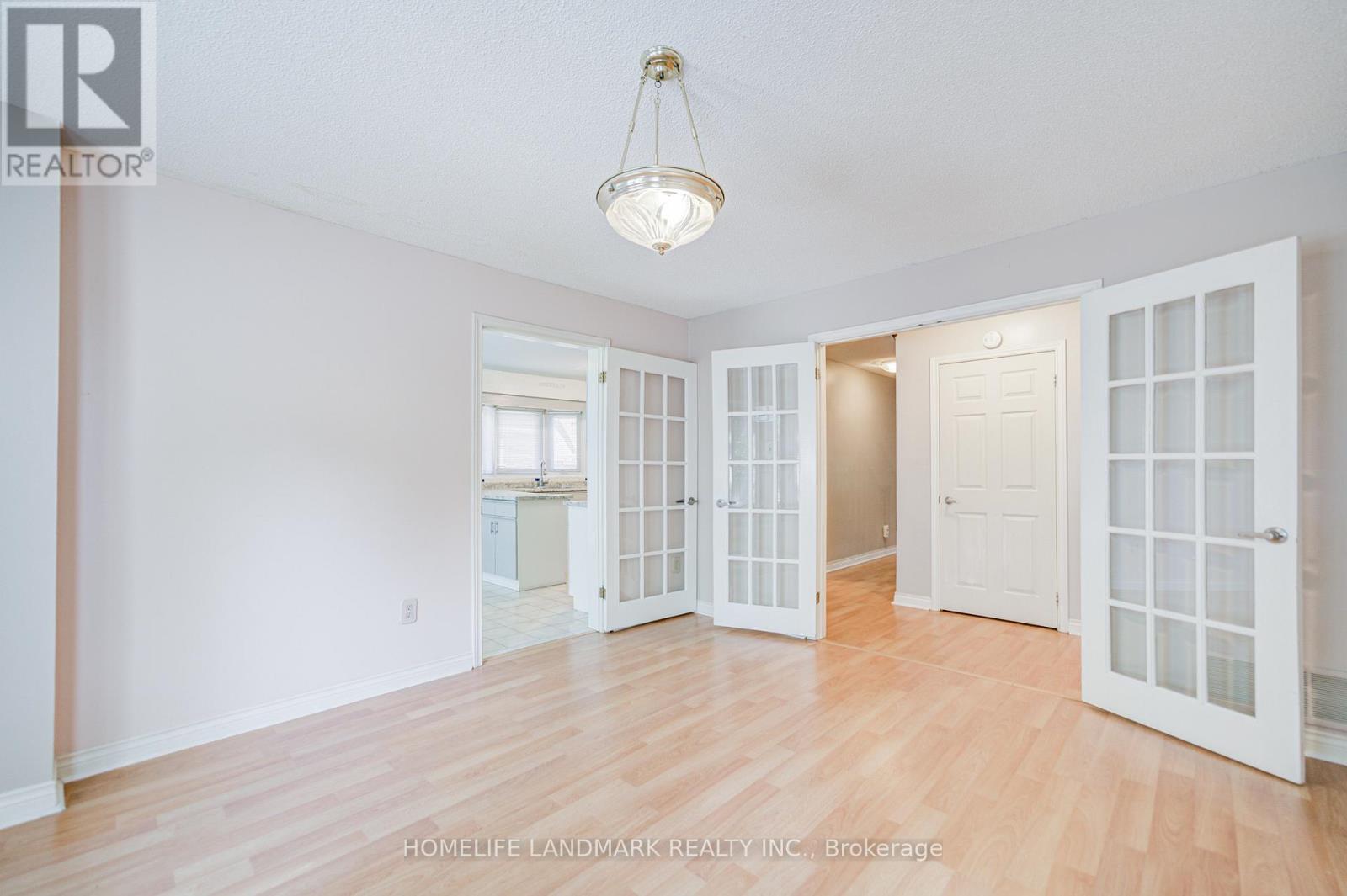 1194 Fairmeadow Trail, Oakville, Ontario  L6M 2M7 - Photo 18 - W12390295