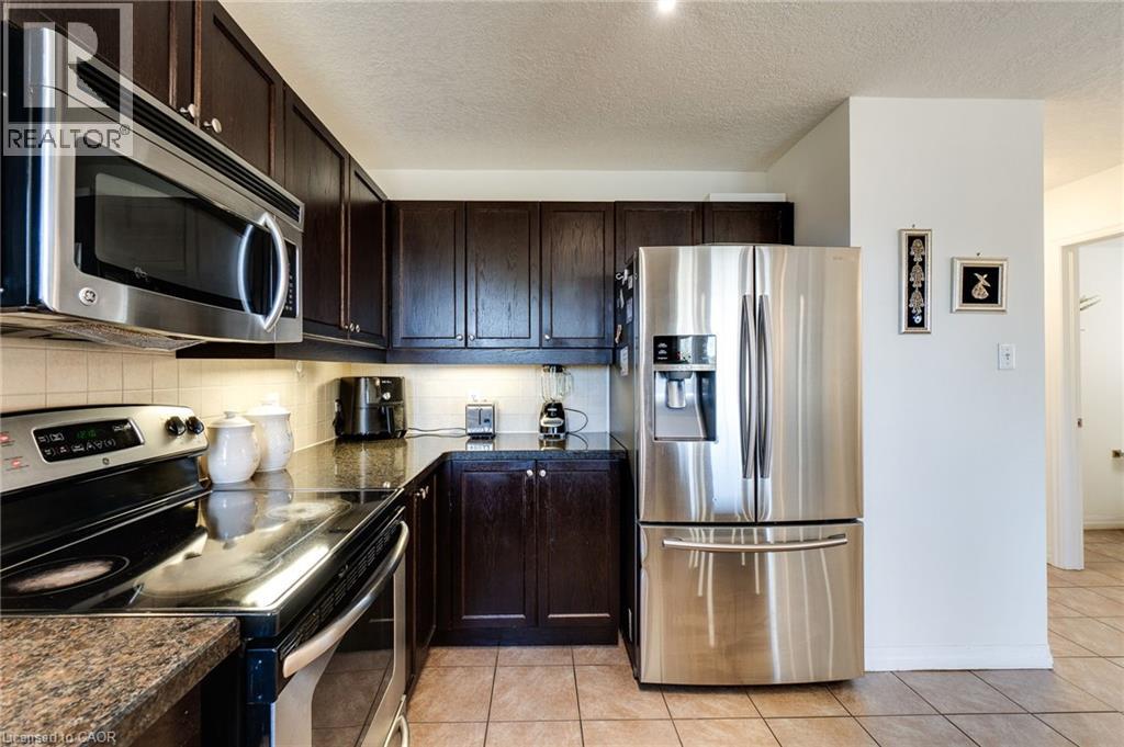 928 Dunblane Court, Kitchener, Ontario  N2R 1W9 - Photo 23 - 40767681