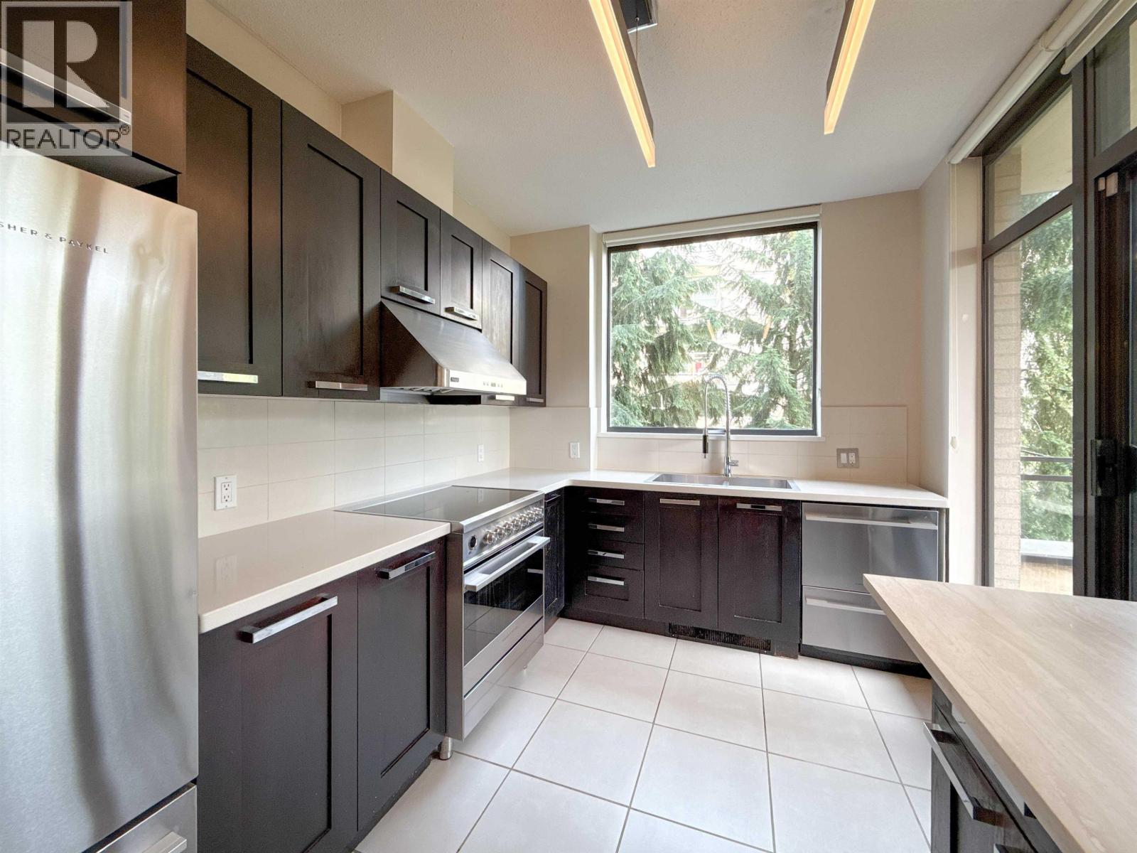 502 9300 University Crescent, Burnaby, British Columbia  V5A 4X9 - Photo 8 - R3045196