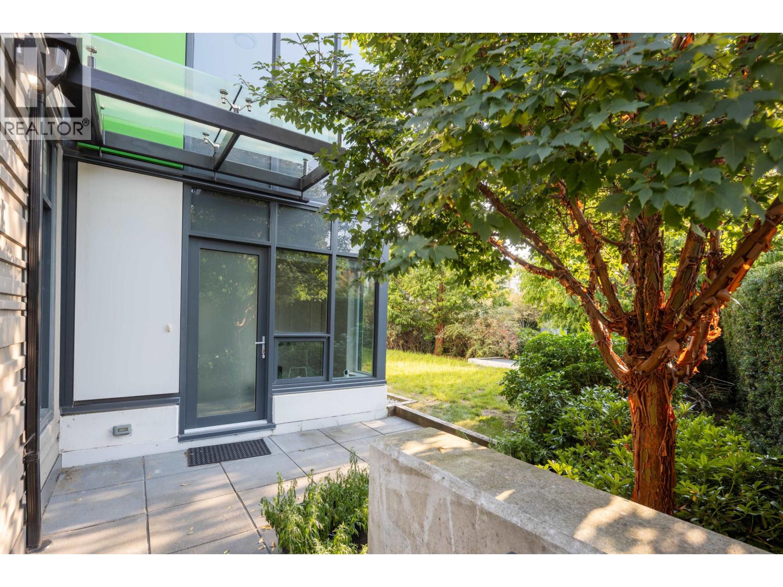Th1 5687 Gray Avenue, Vancouver, British Columbia  V6S 0A9 - Photo 3 - R3045291