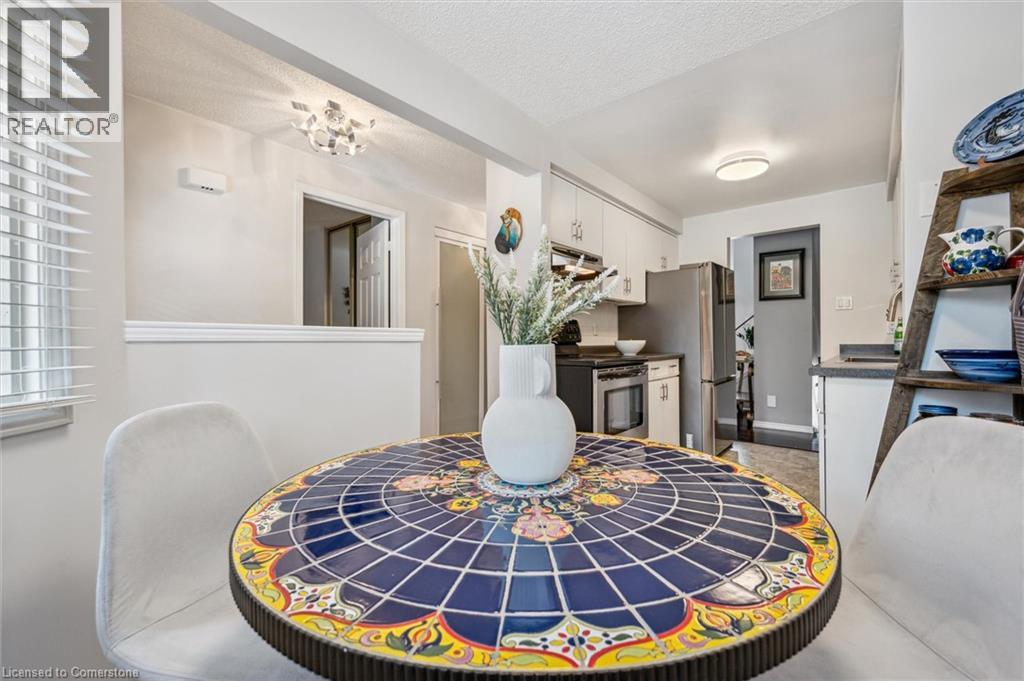 454 Beechwood Place Unit# 4, Waterloo, Ontario  N2T 1Y8 - Photo 13 - 40756489