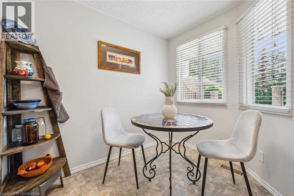 454 Beechwood Place Unit# 4, Waterloo, Ontario  N2T 1Y8 - Photo 12 - 40756489