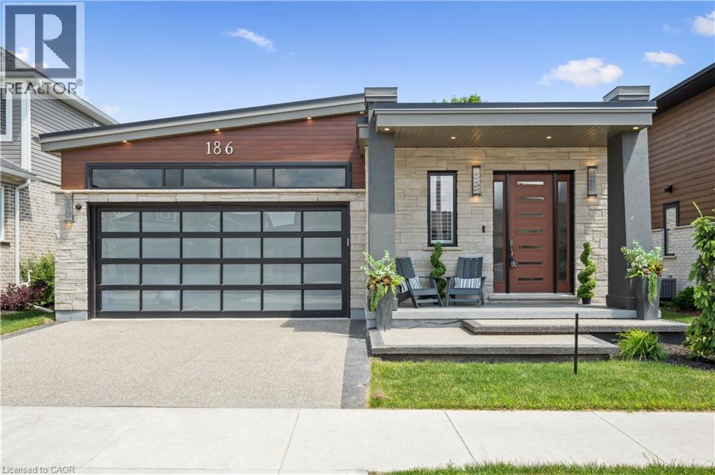 186 TIMBER TRAIL Road, Elmira, Ontario