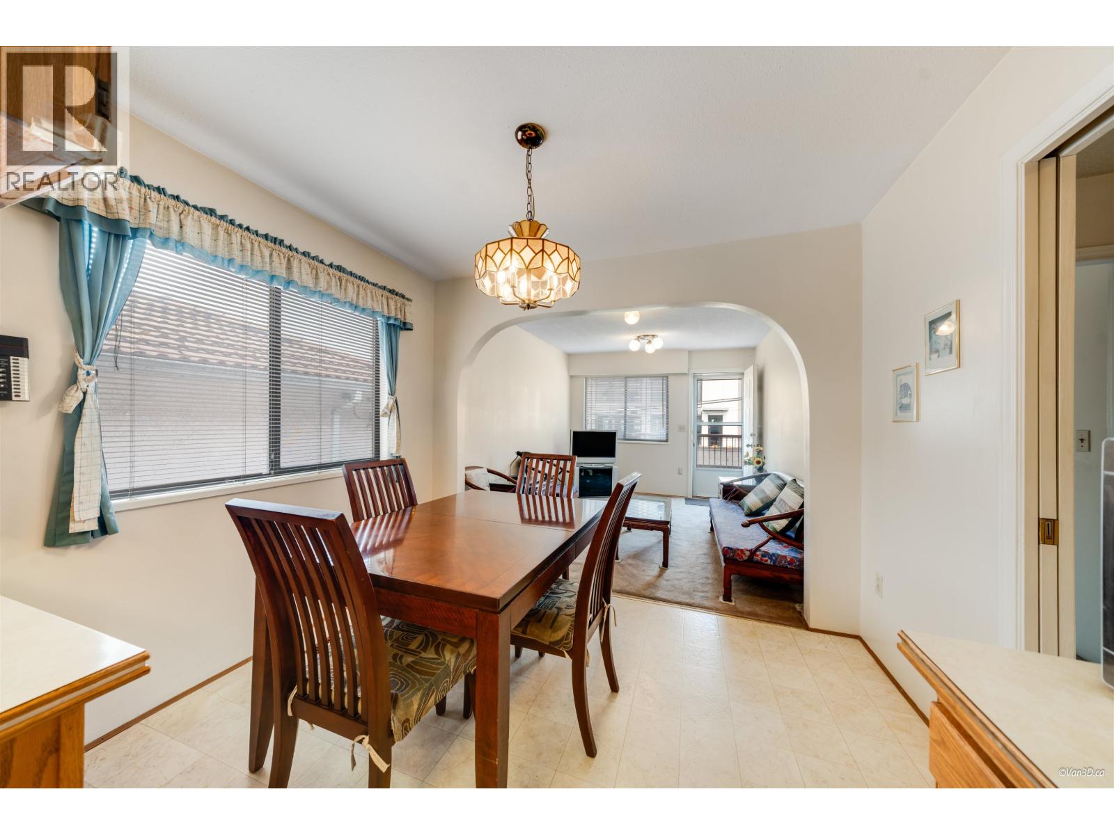 4737 Pender Street, Burnaby, British Columbia  V5C 2N4 - Photo 9 - R3045354
