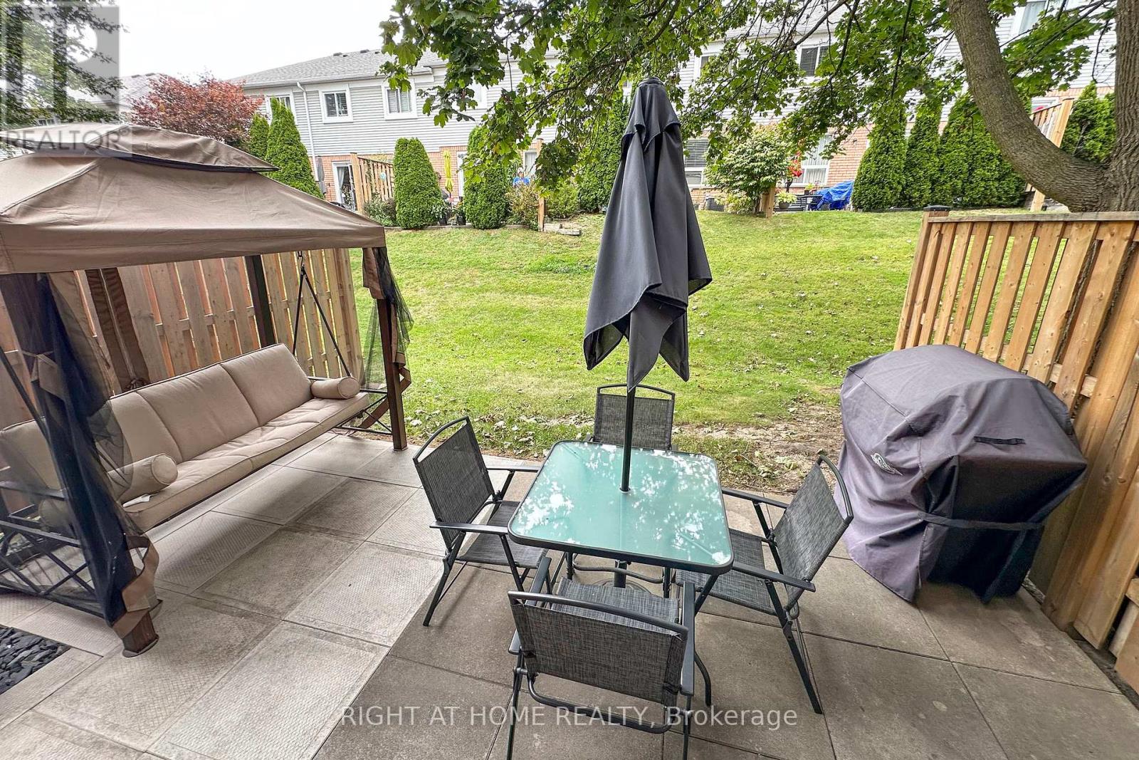 204 - 10 Bassett Boulevard, Whitby, Ontario L1N 9C8 - Photo 34 - E12390356