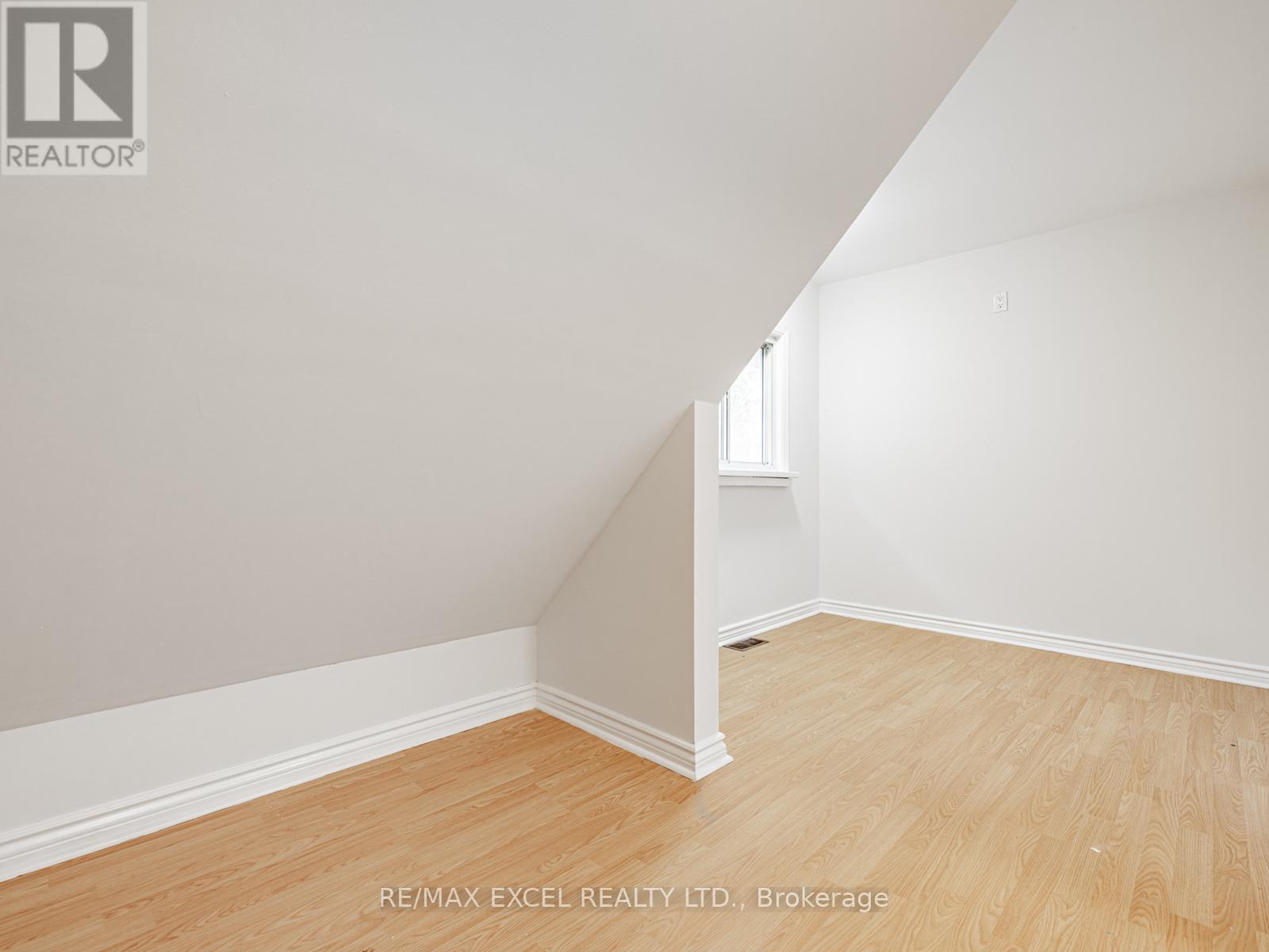 58 Howard Road, Newmarket, Ontario  L3Y 3G7 - Photo 28 - N12390336