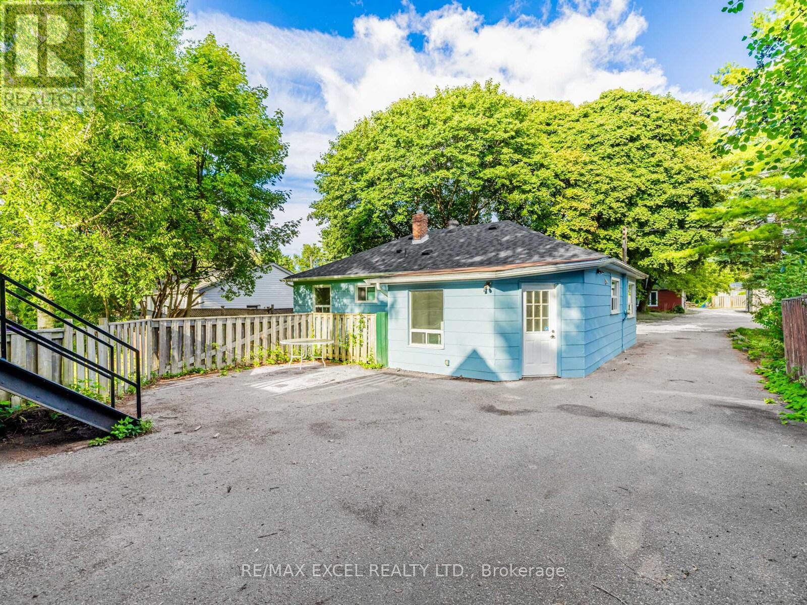 58 Howard Road, Newmarket, Ontario  L3Y 3G7 - Photo 34 - N12390336