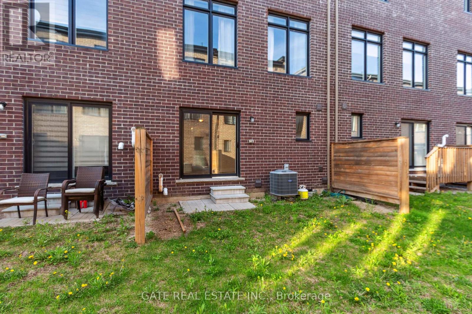27 Moneypenny Place, Vaughan (Beverley Glen), Ontario  L4J 0K9 - Photo 32 - N12390364
