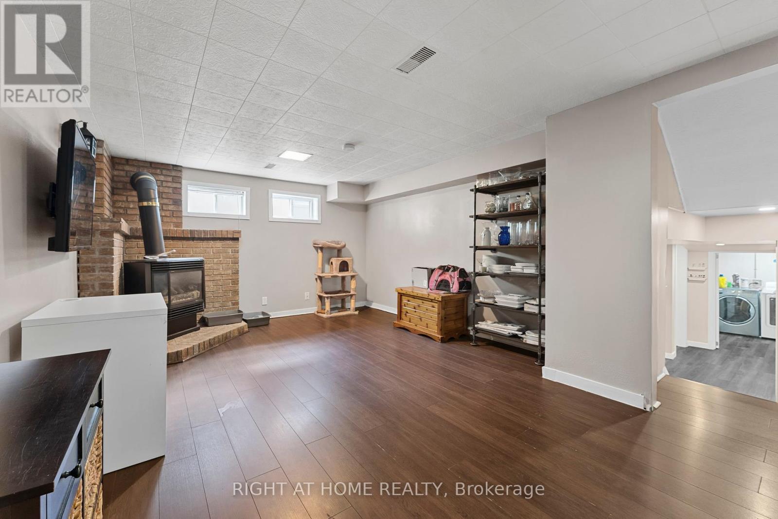 19 Dunsany Crescent, Toronto, Ontario  M9R 3W7 - Photo 28 - W12390365