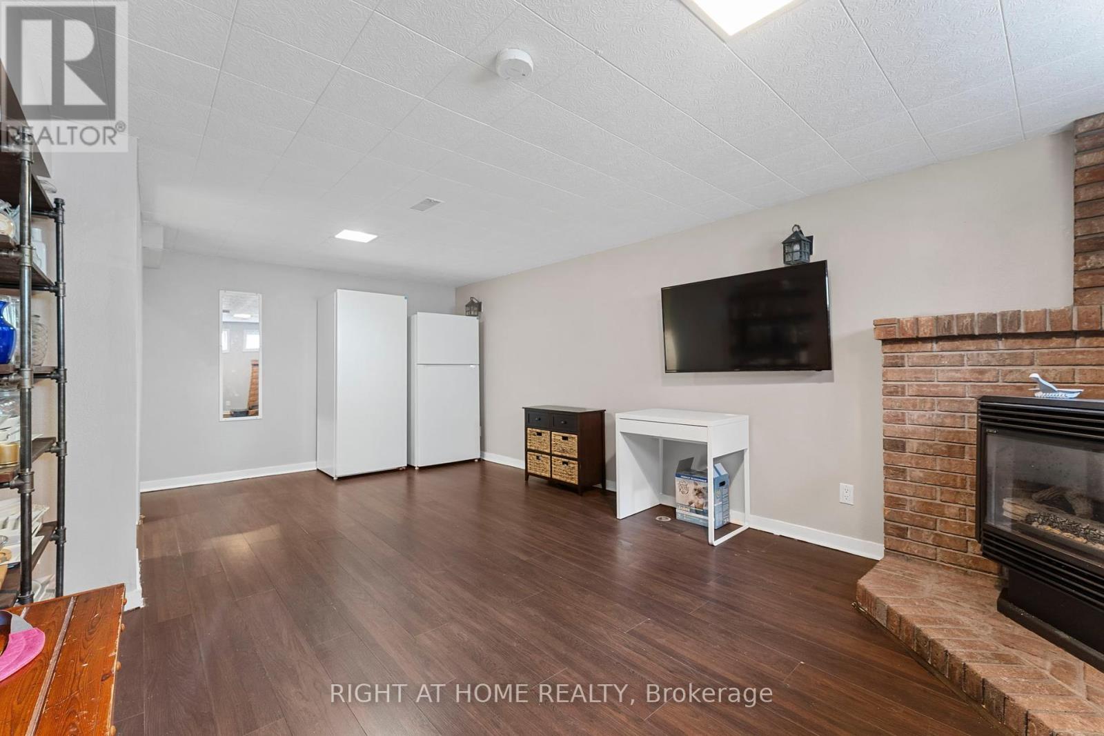 19 Dunsany Crescent, Toronto, Ontario  M9R 3W7 - Photo 29 - W12390365