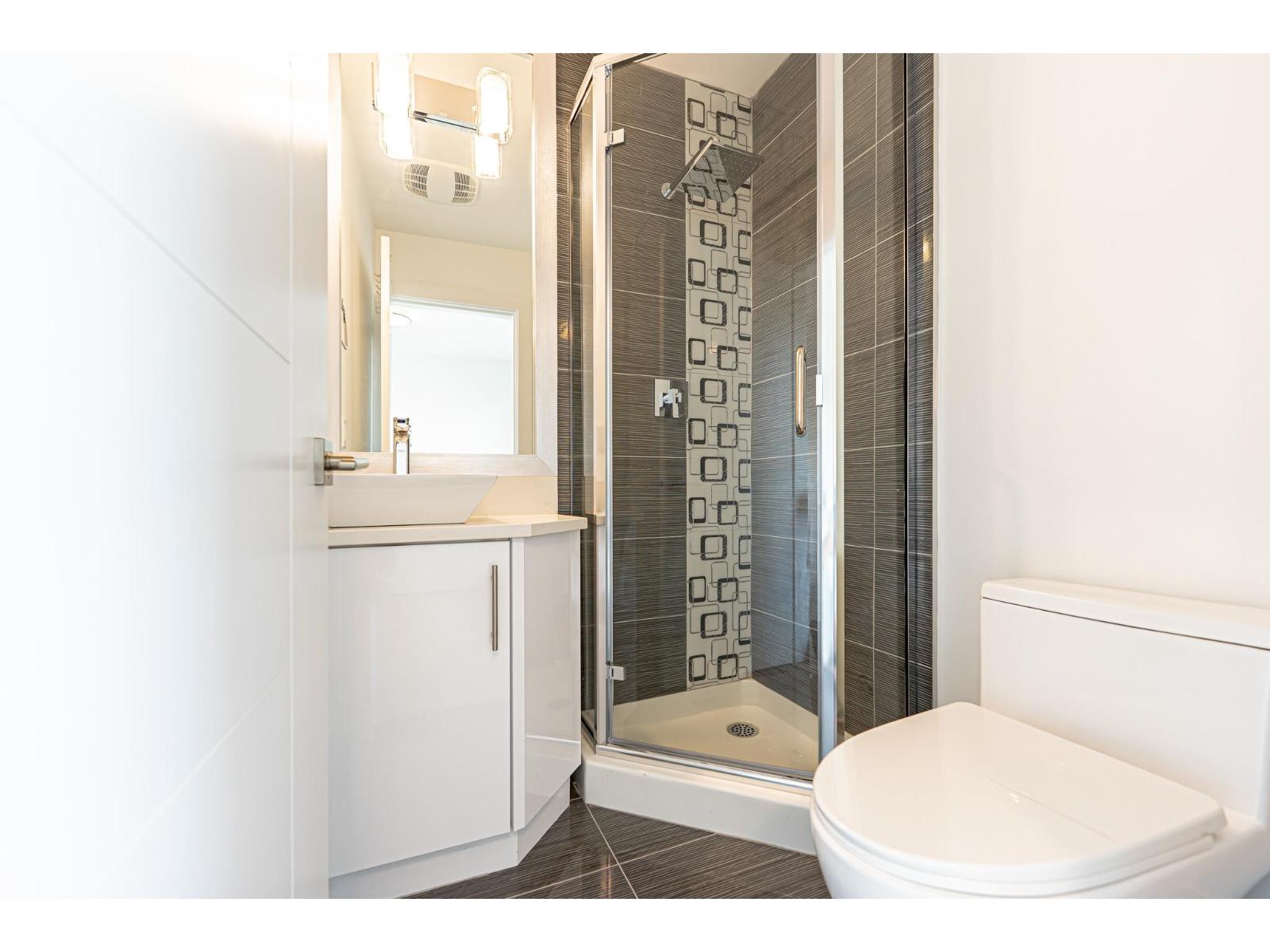 16737 16th Avenue, Surrey, British Columbia  V3Z 0T3 - Photo 31 - R3045108